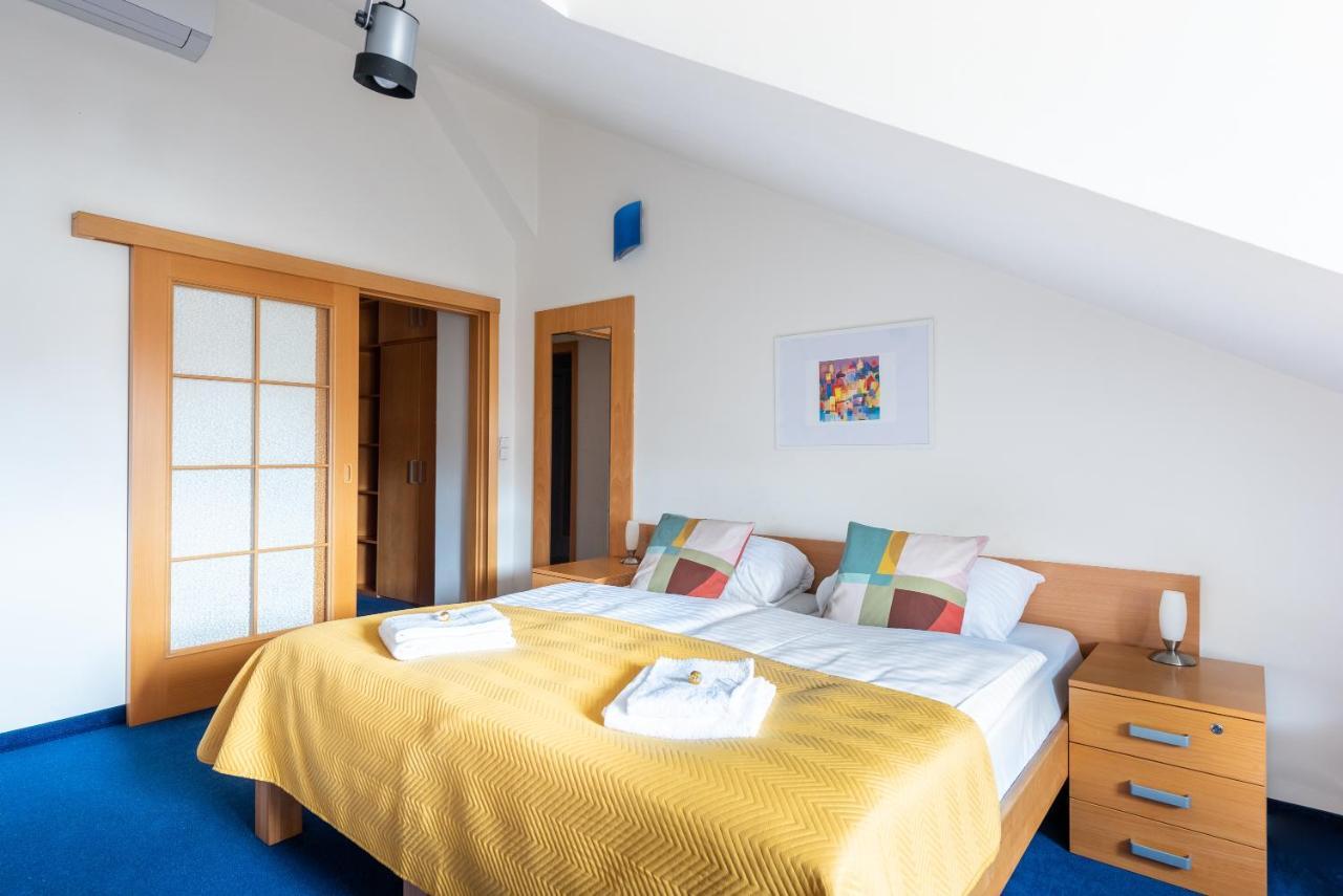 Libero Residence ปราก ภายนอก รูปภาพ