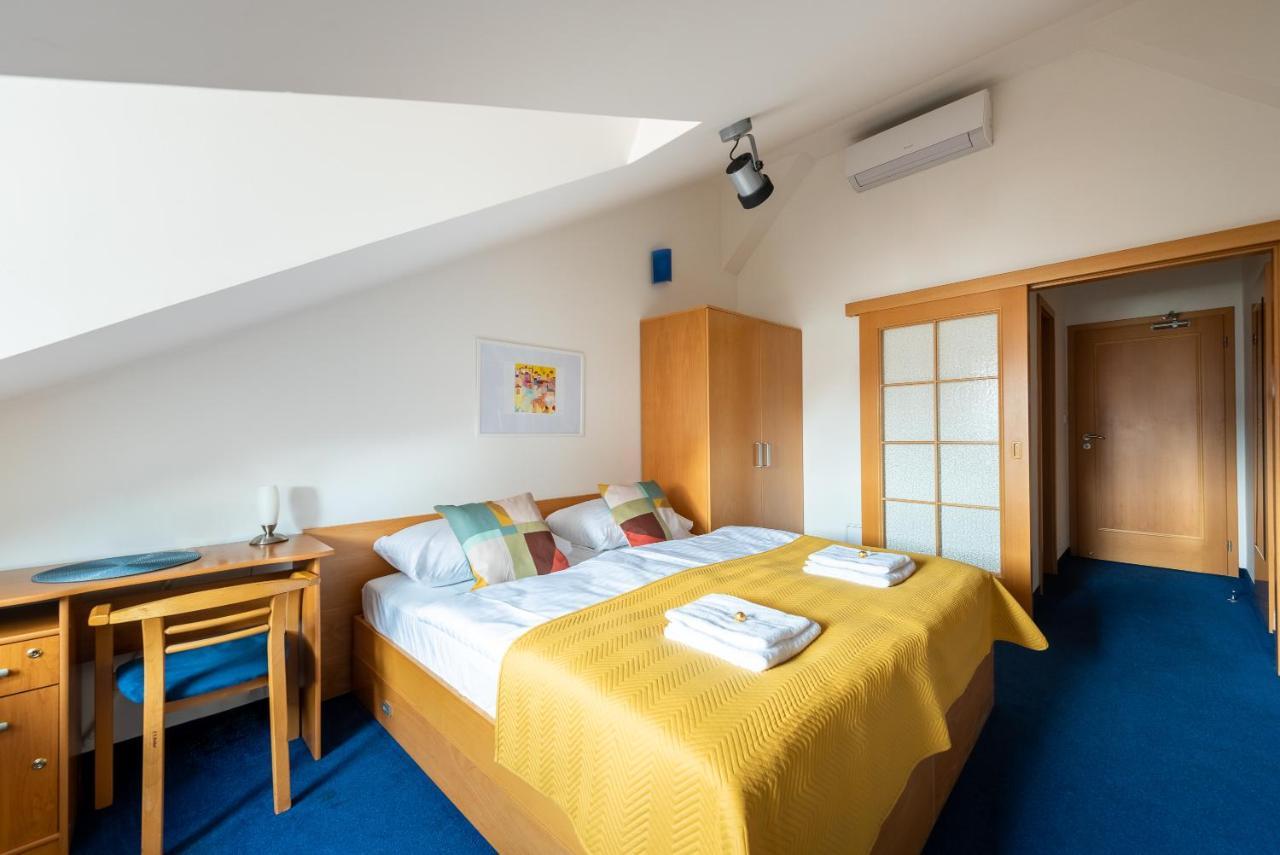 Libero Residence ปราก ภายนอก รูปภาพ